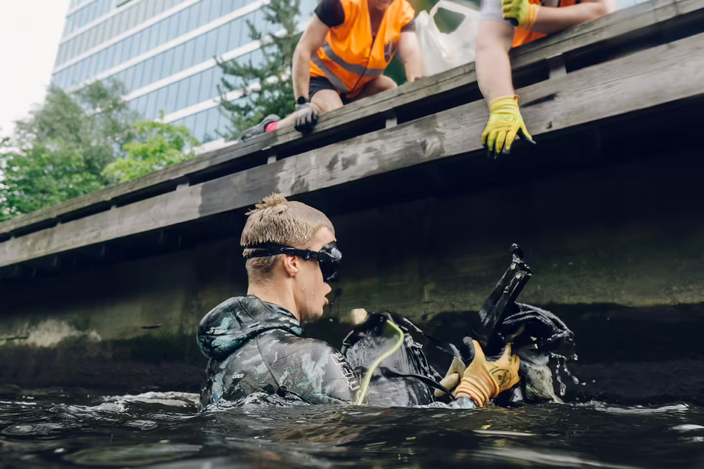 CleanUP med fridykking, padling og landrydding